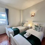 Ocean Breeze 2 By Homing Apartment