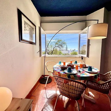 Ocean Breeze 2 By Homing Apartment *